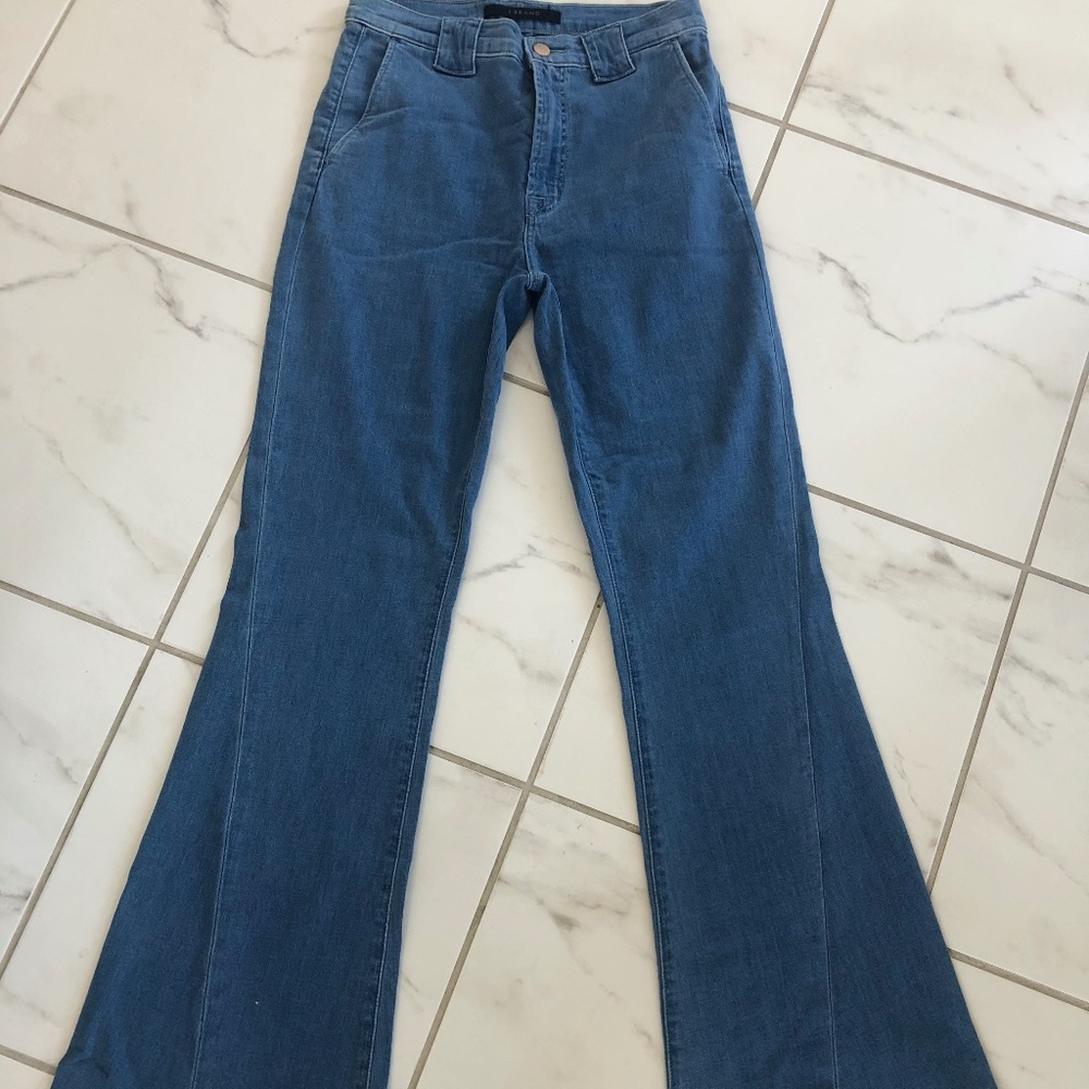Blue jeans - Picture 7 of 9